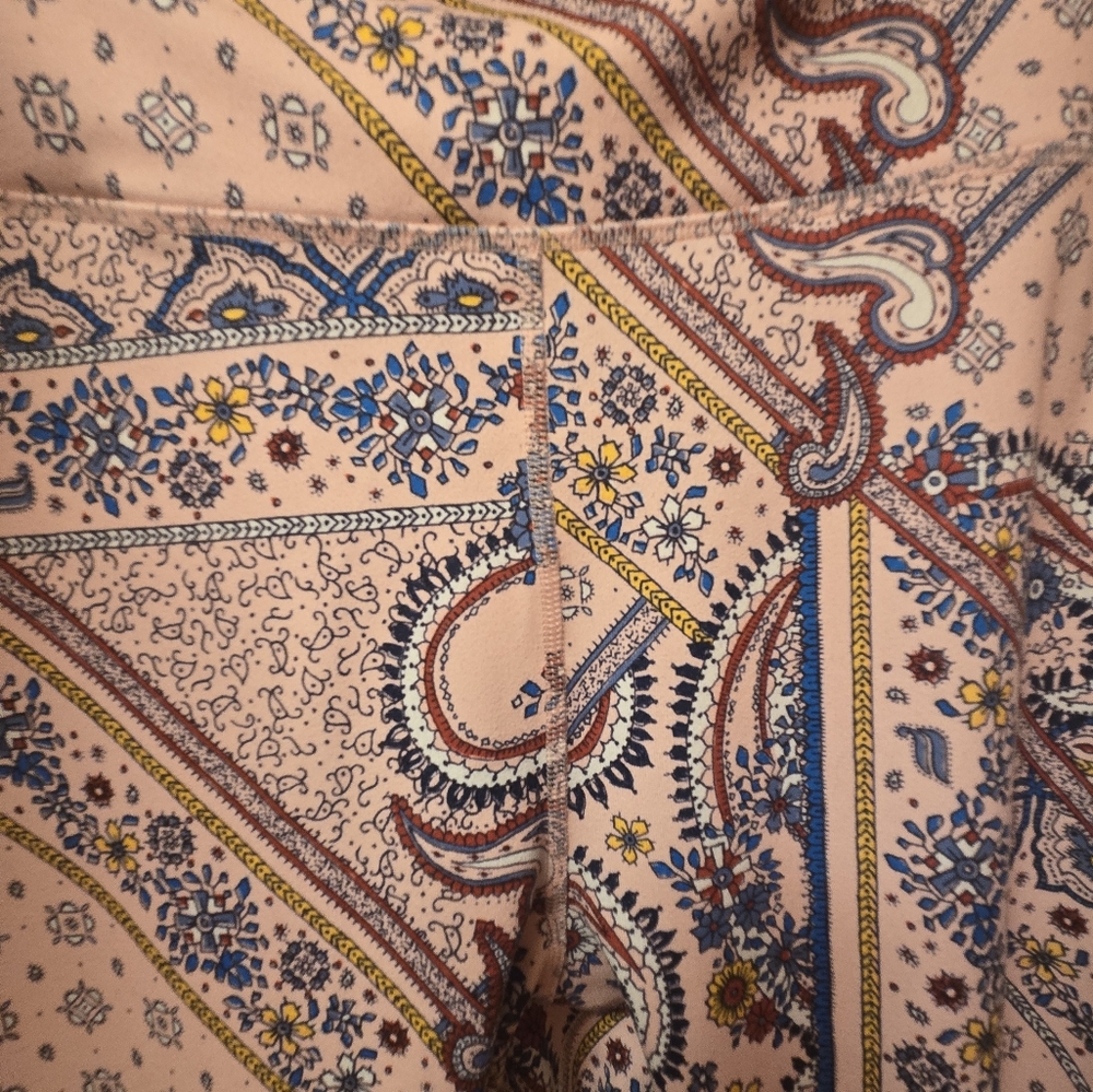 Fabletics Bohemian Paisley Print High Waist Compression Capri Leggings